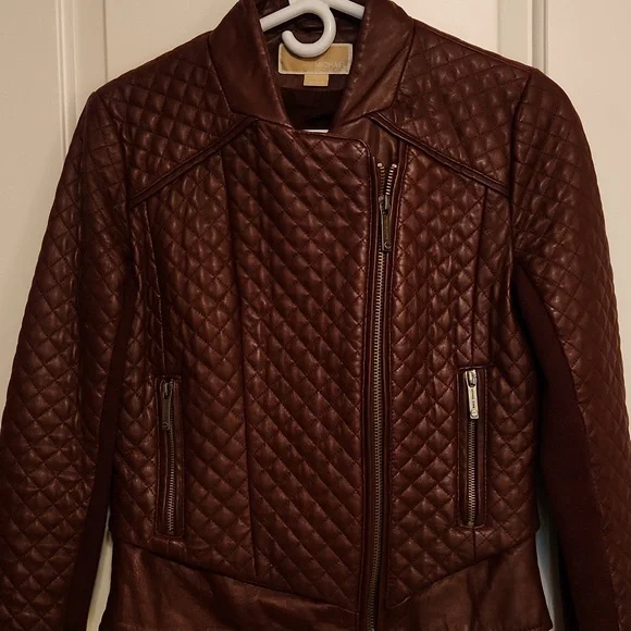 Michael Kors burgundy leather moto jacket quilted - Picture 8 of 8